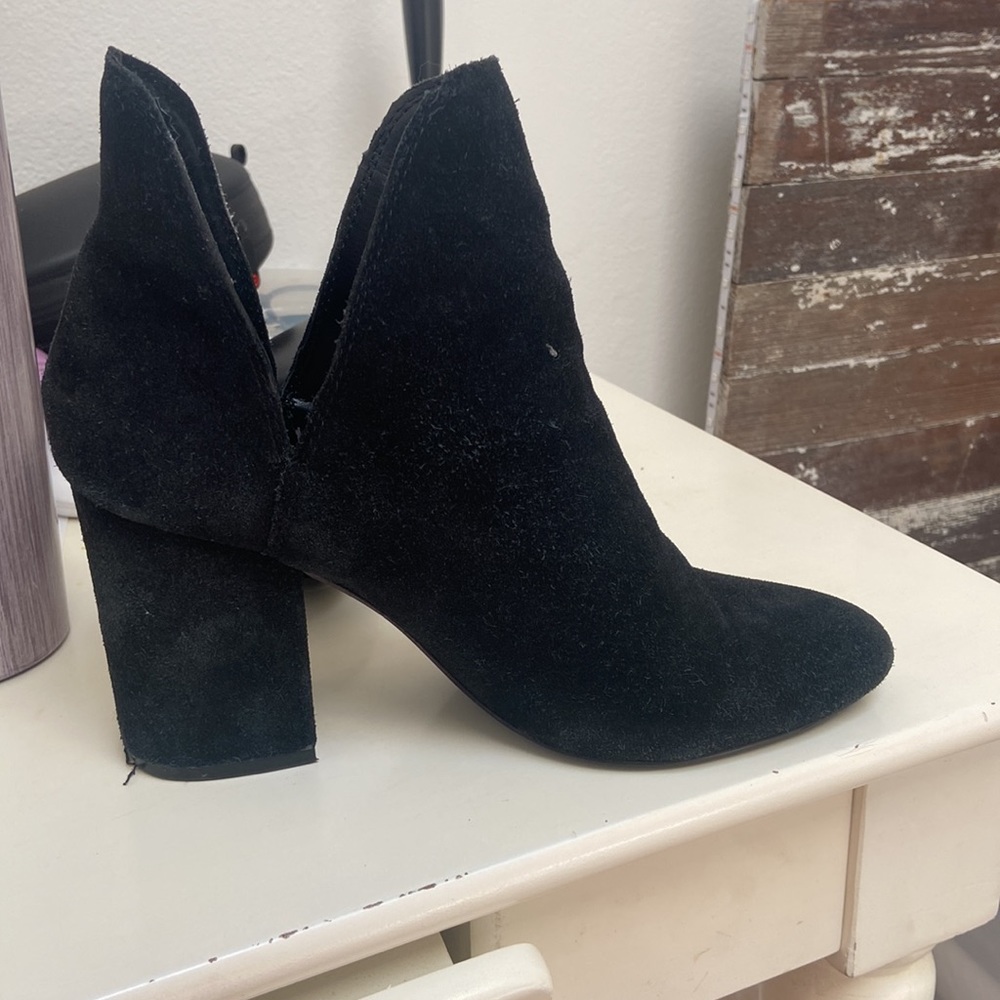 steve madden booties!!! so comfy, just dont fit me anymore :(